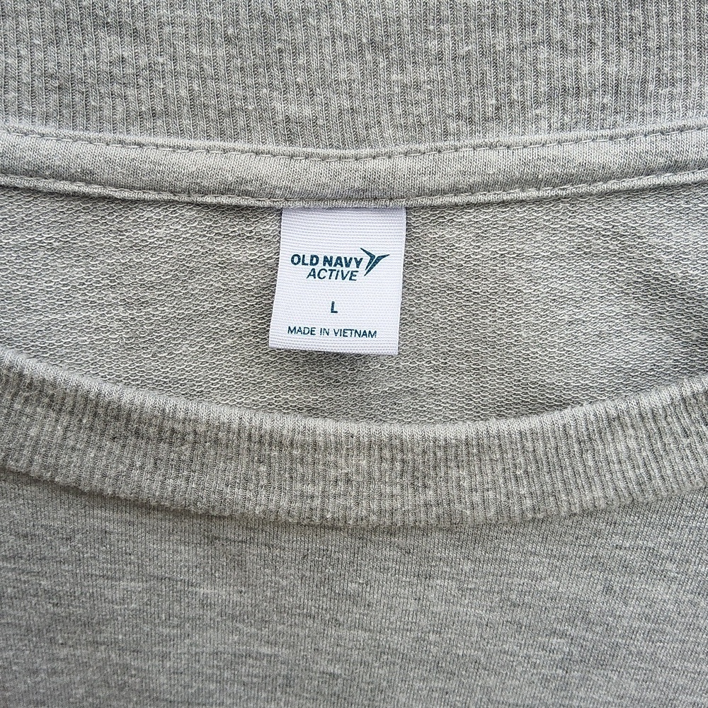 Old Navy Actice crop grey sweatshirt - Picture 2 of 5